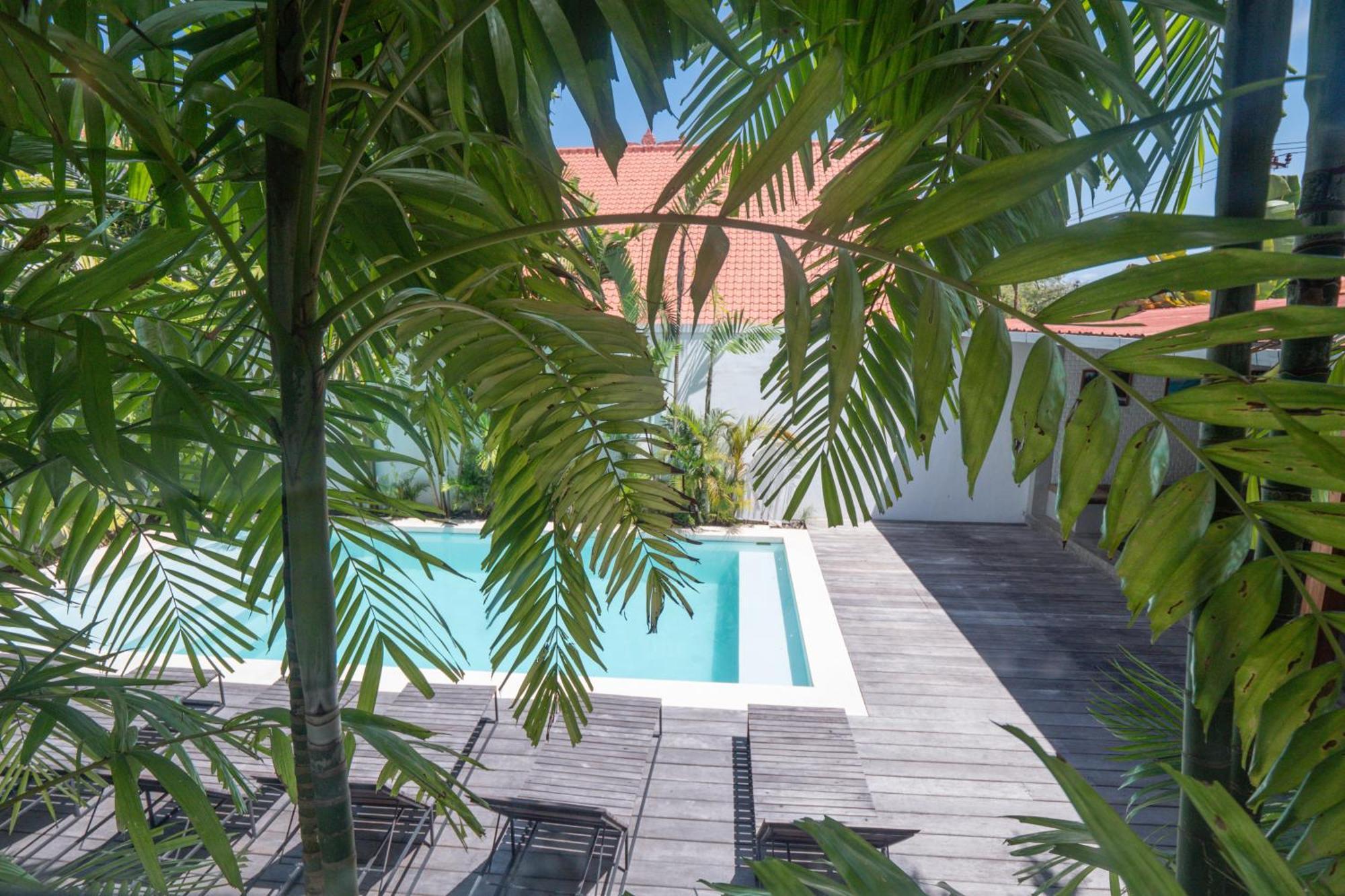 Hotel 007 Surfhouse Bali Ungasan Exterior foto